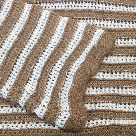 CeCe knit Sweater size Medium - Picture 4 of 11